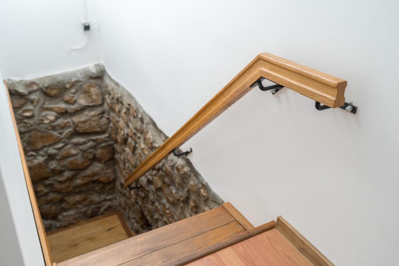 Stone Lady Holiday Home With Pool&Hot Tub,Sauna,Bbq,Garden Rasopasno ภายนอก รูปภาพ